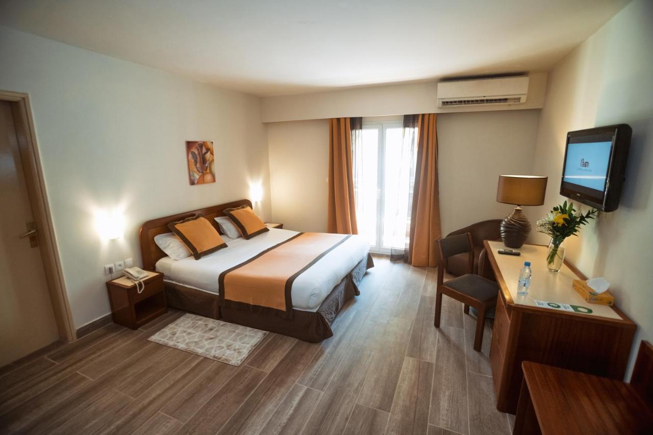 Cafe De Rome Hotell Dakar Eksteriør bilde